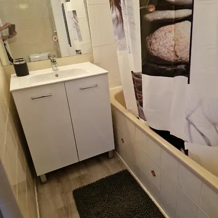 Meuble Et Renove * Rochefort (Charente-Maritime)